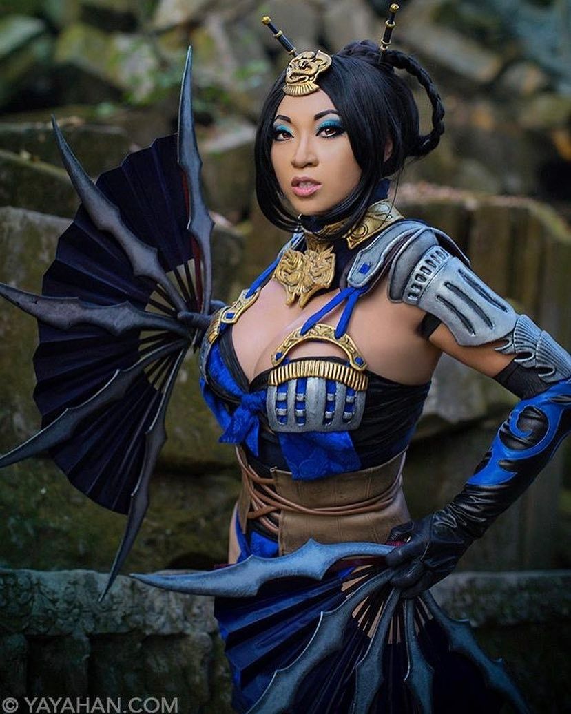 有史以來 30 名最佳 Kitana 角色扮演